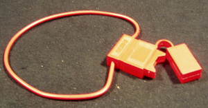 10 GAUGE FUSE HOLDER WITH CAP