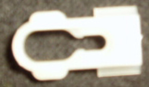 DOOR & QAURTER PANEL MOULDING CLIP