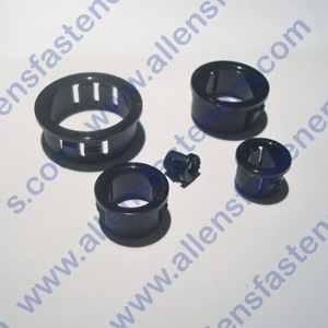 INSULATING BUSHING